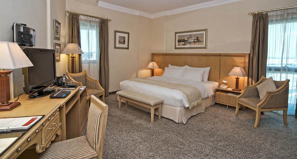 Hotel City Seasons