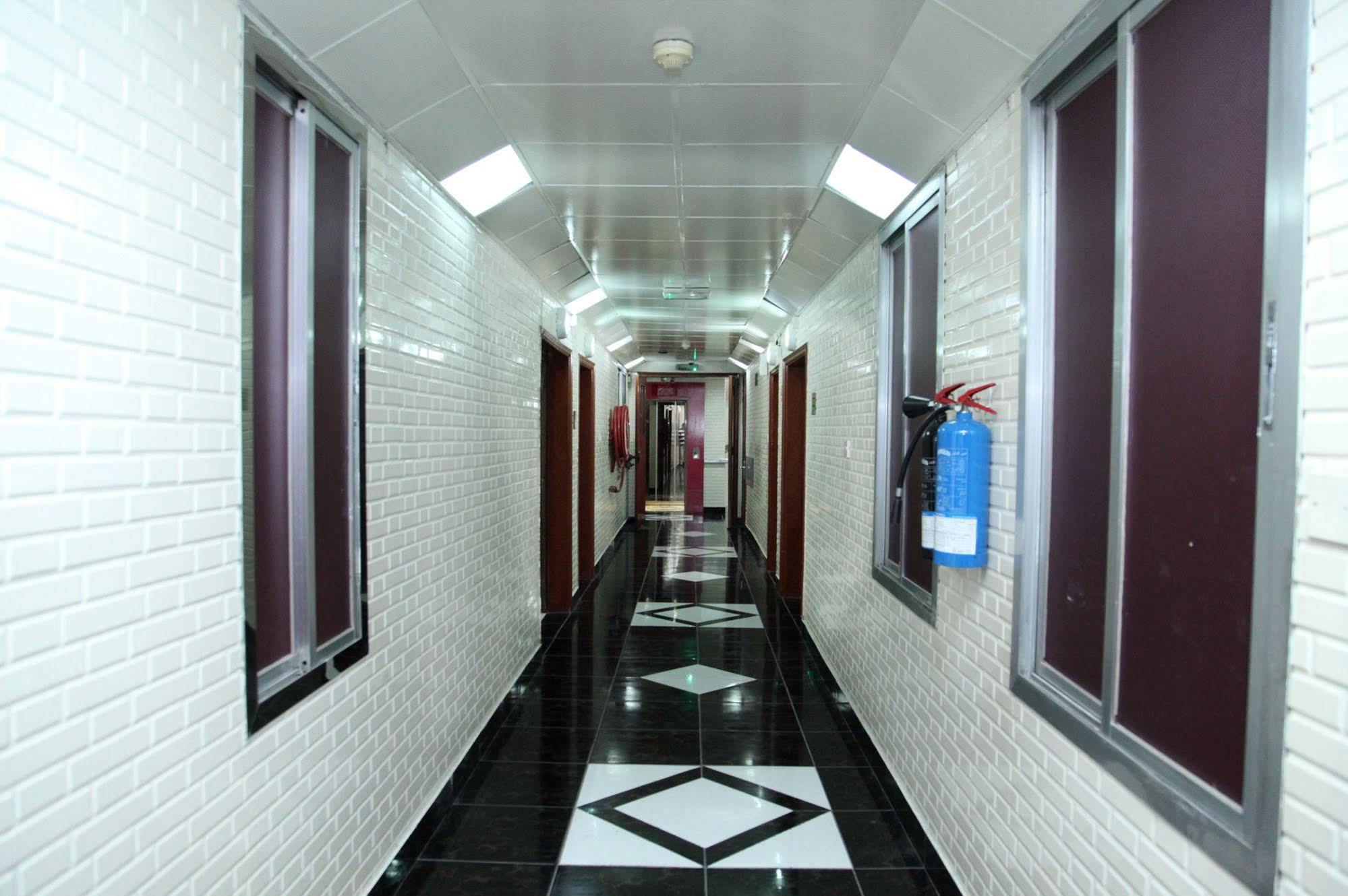 Zaineast Hotel