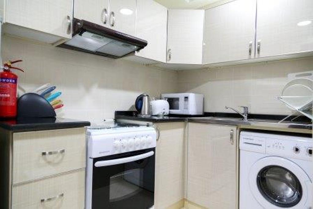 Splendor Al Barsha Apart Otel