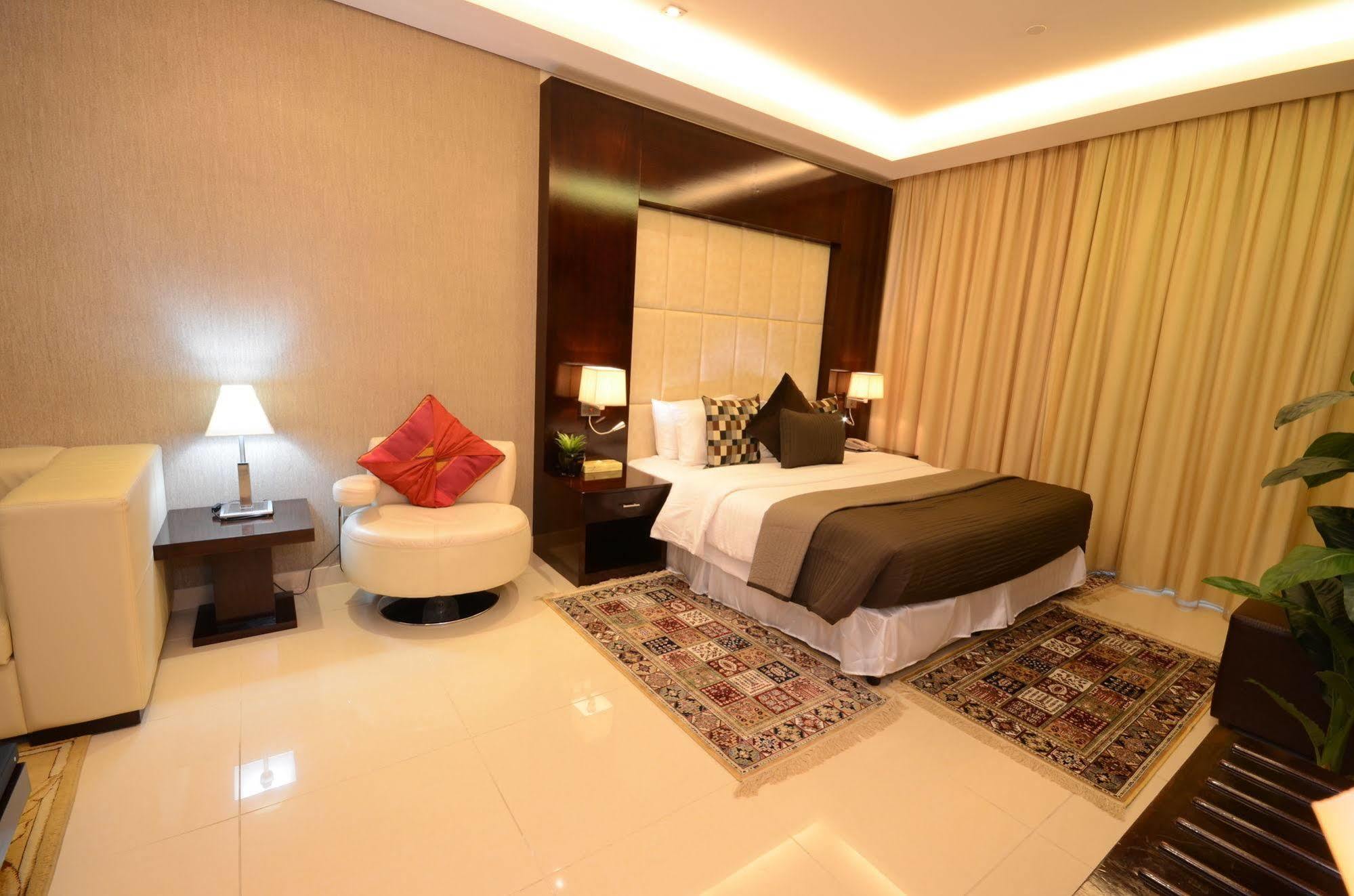 Staybridge Internet By Ihg Hotel Dubai