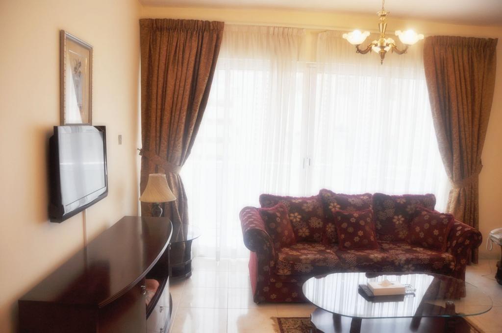 Aparthotel Royal Plaza 3*