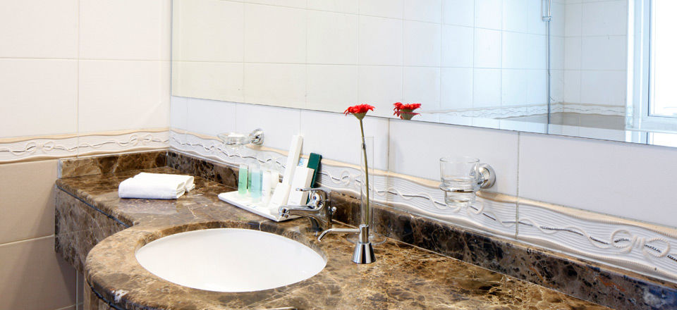 Avari Hotel Dubai