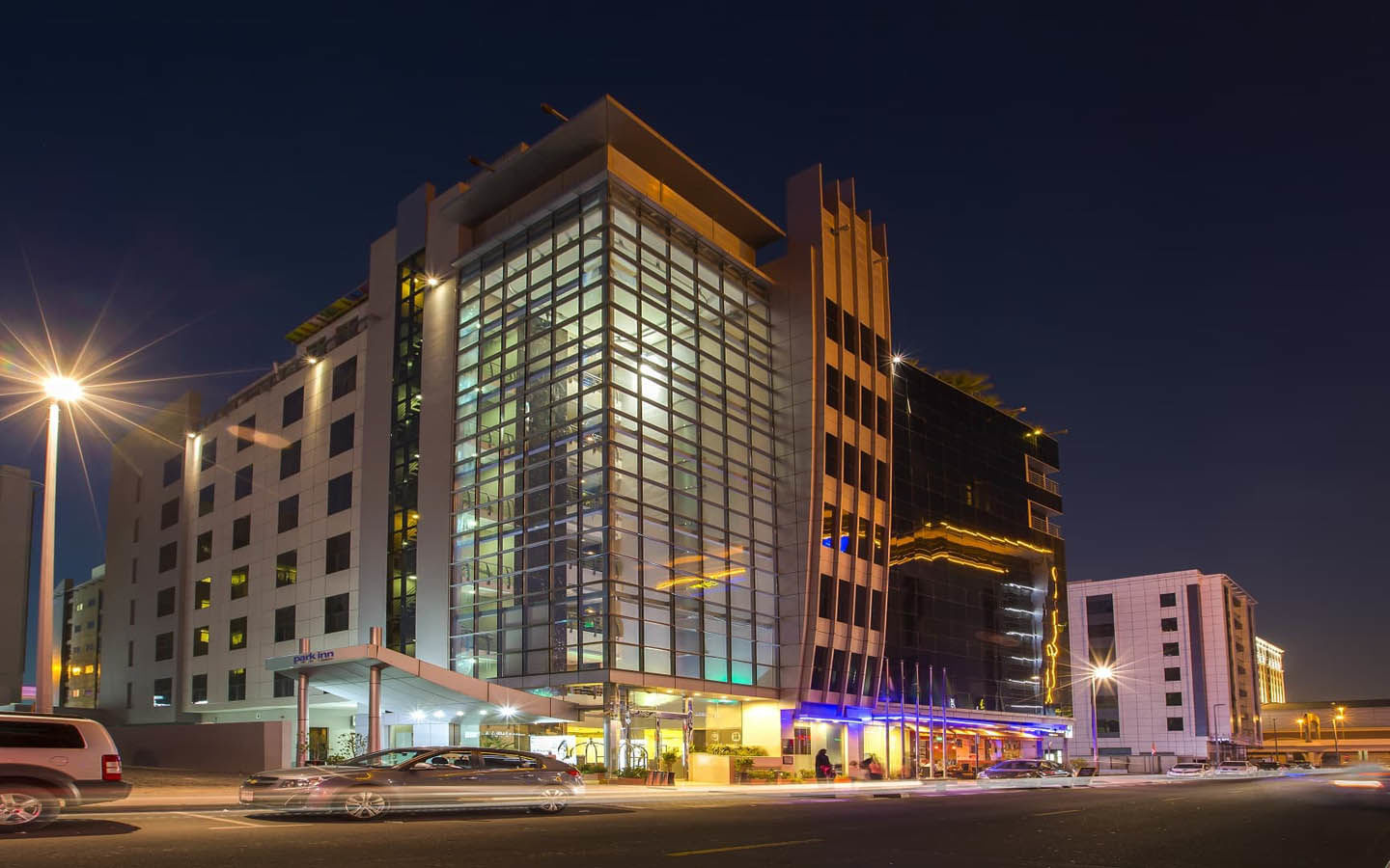 Mena Albarsha At The Mall Dubai