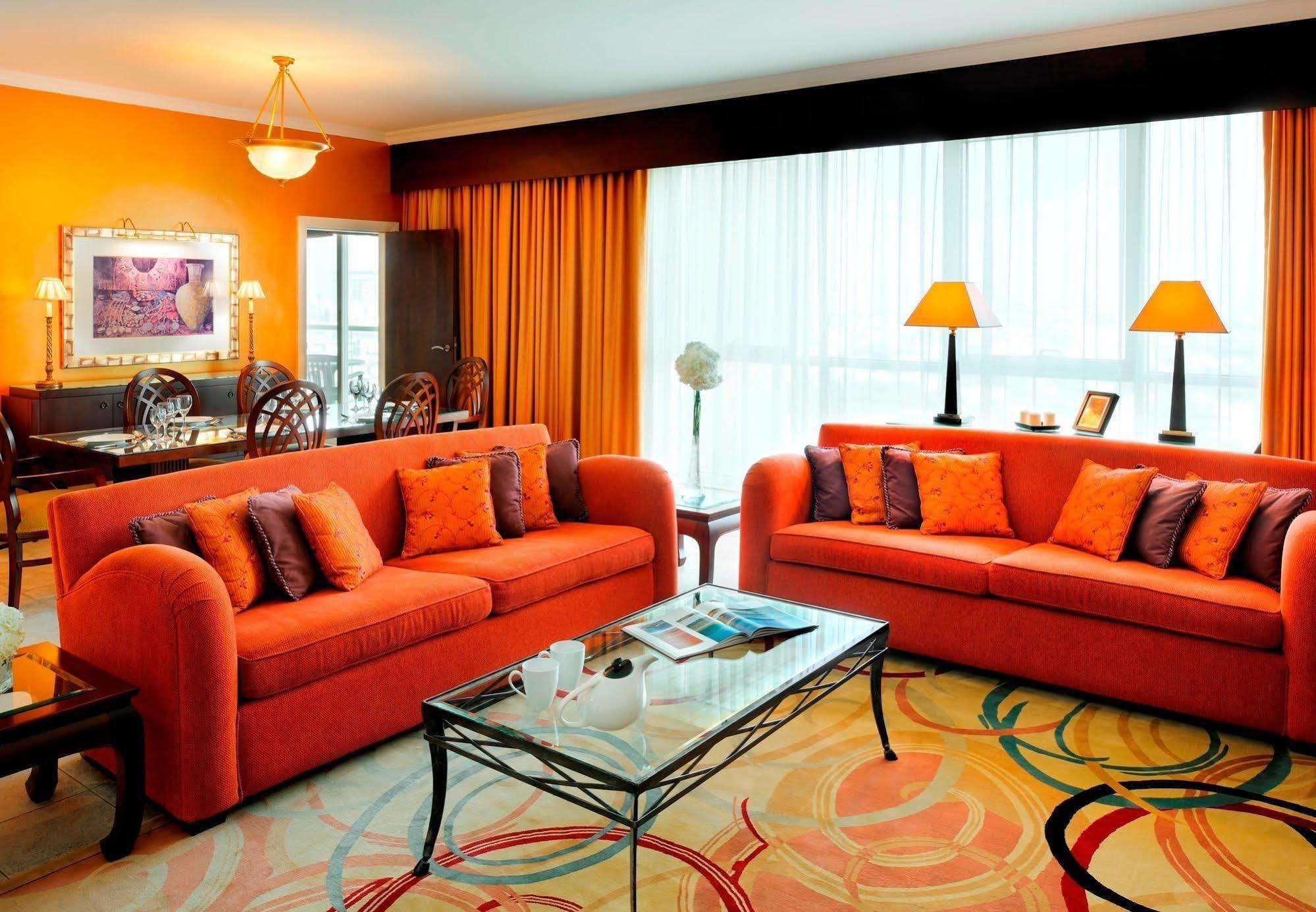 Marriott Executive Creek Hotel 4*