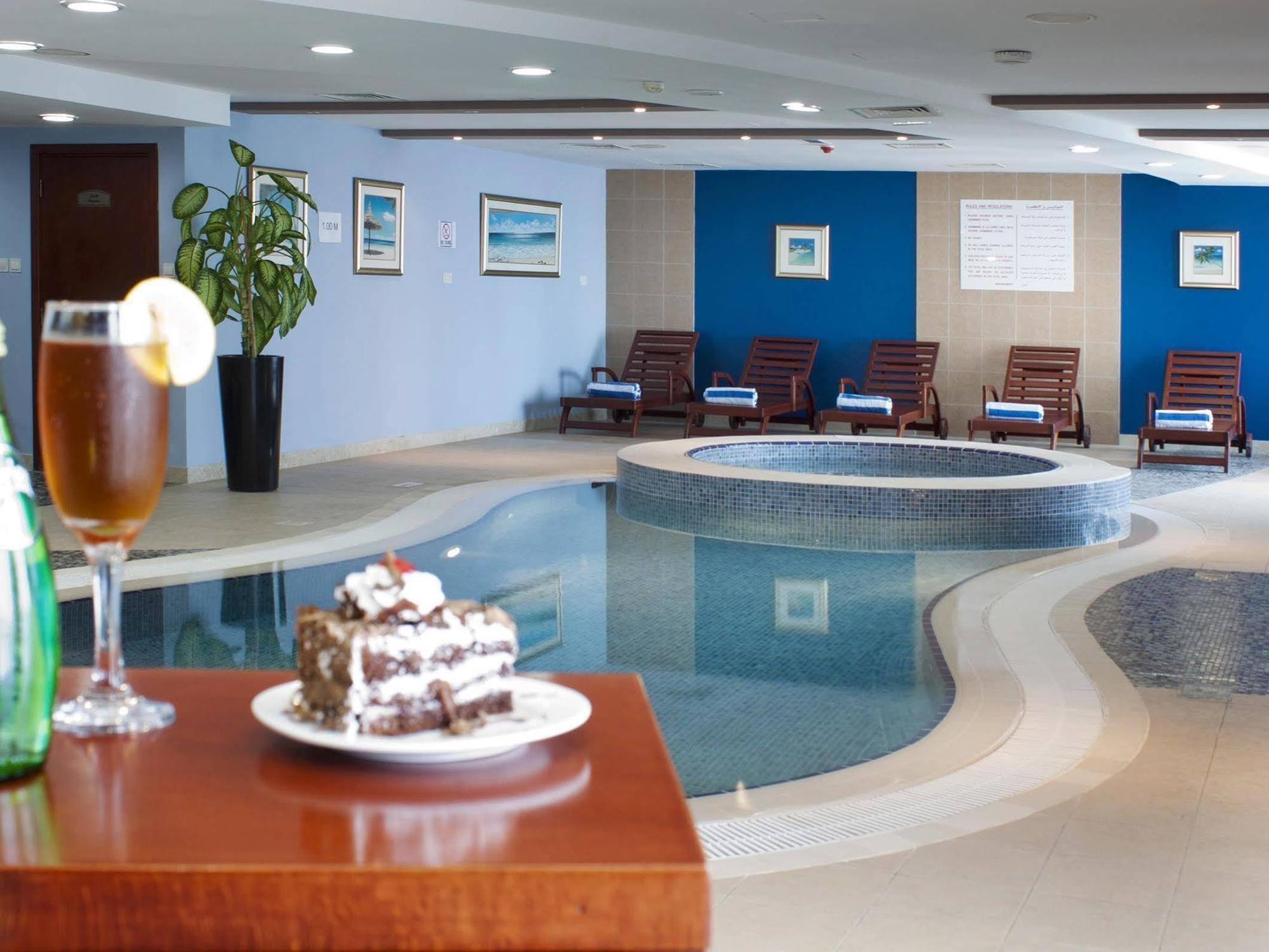 Boutique 7 And 4* Dubai