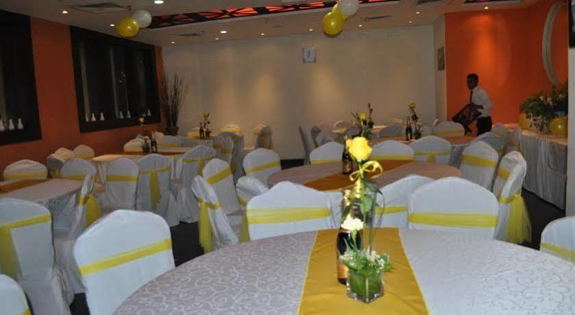 Dream Palace Hotel