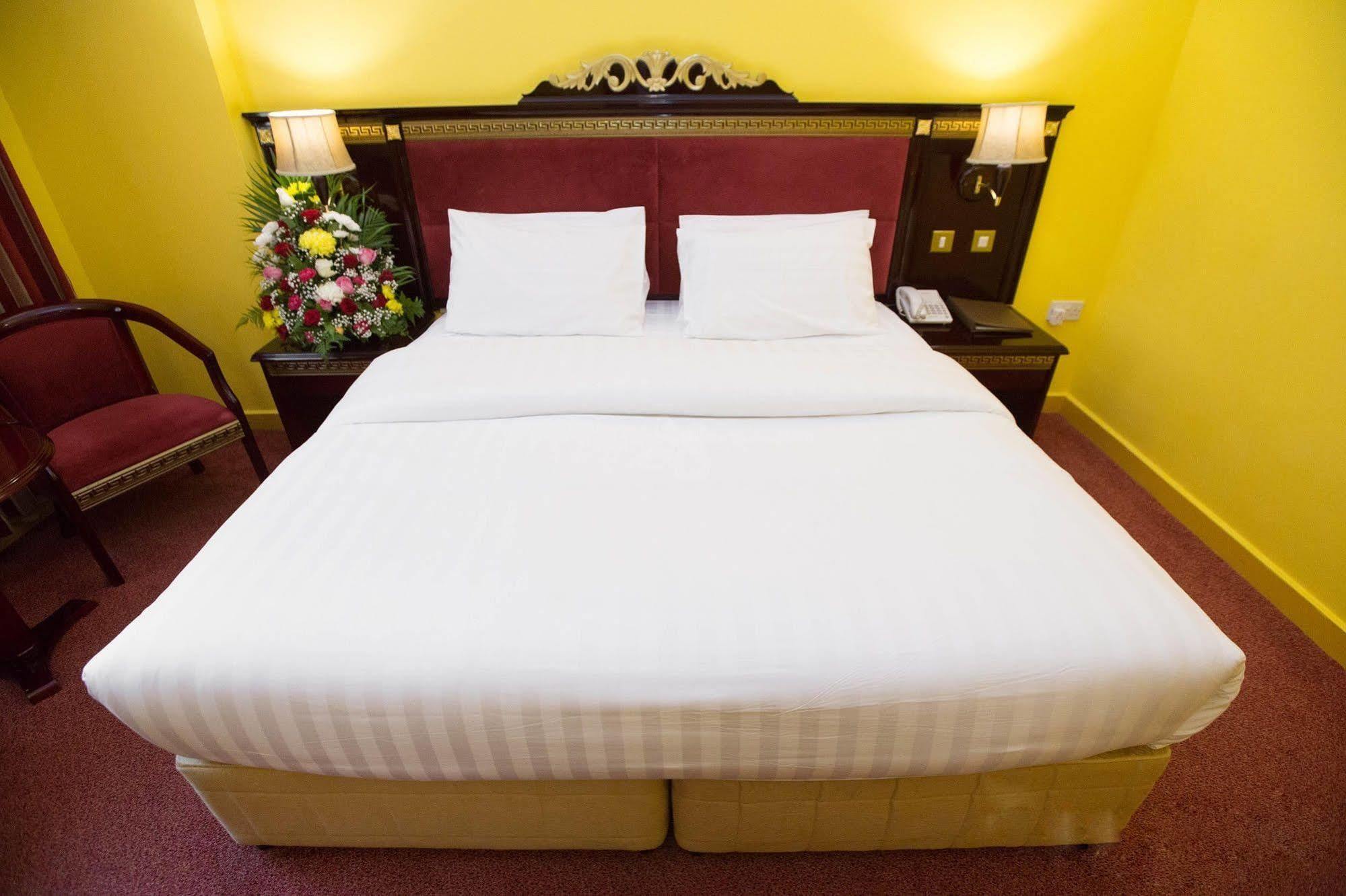 Comfort Deira Hotel 3*