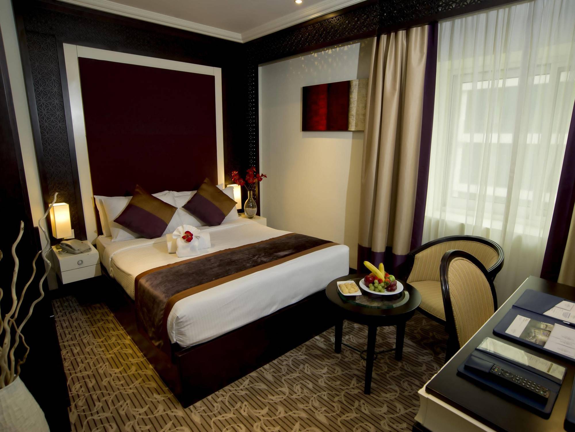 Carlton Tower Hotel 4*