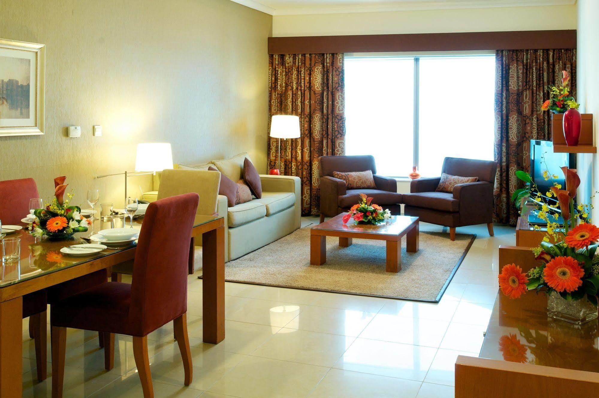 Staybridge Financial Centre By Ihg Hotel 4*