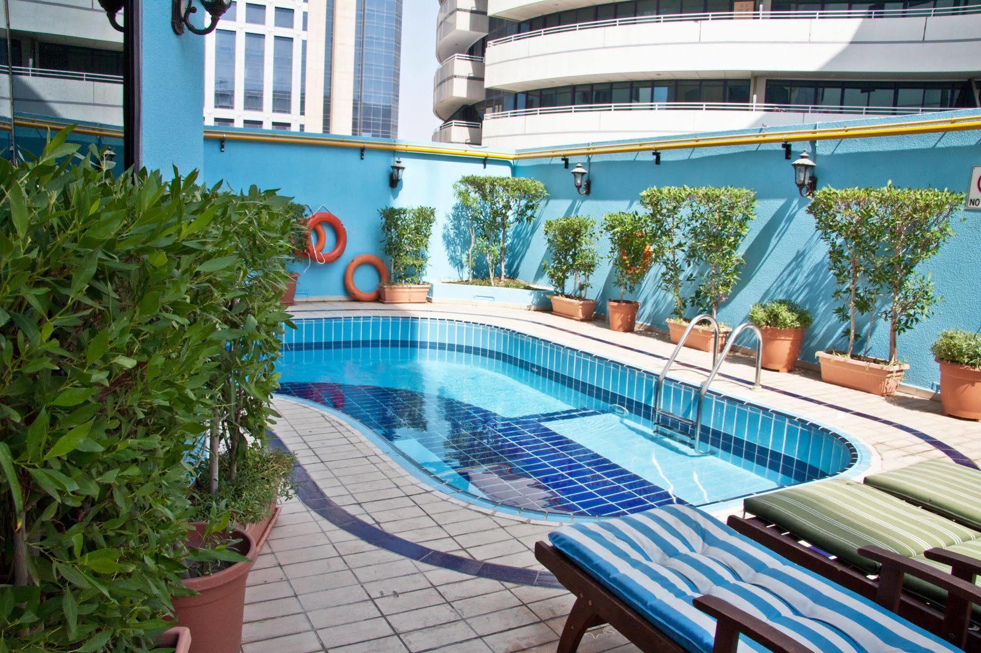 Regal Plaza Hotel 3*