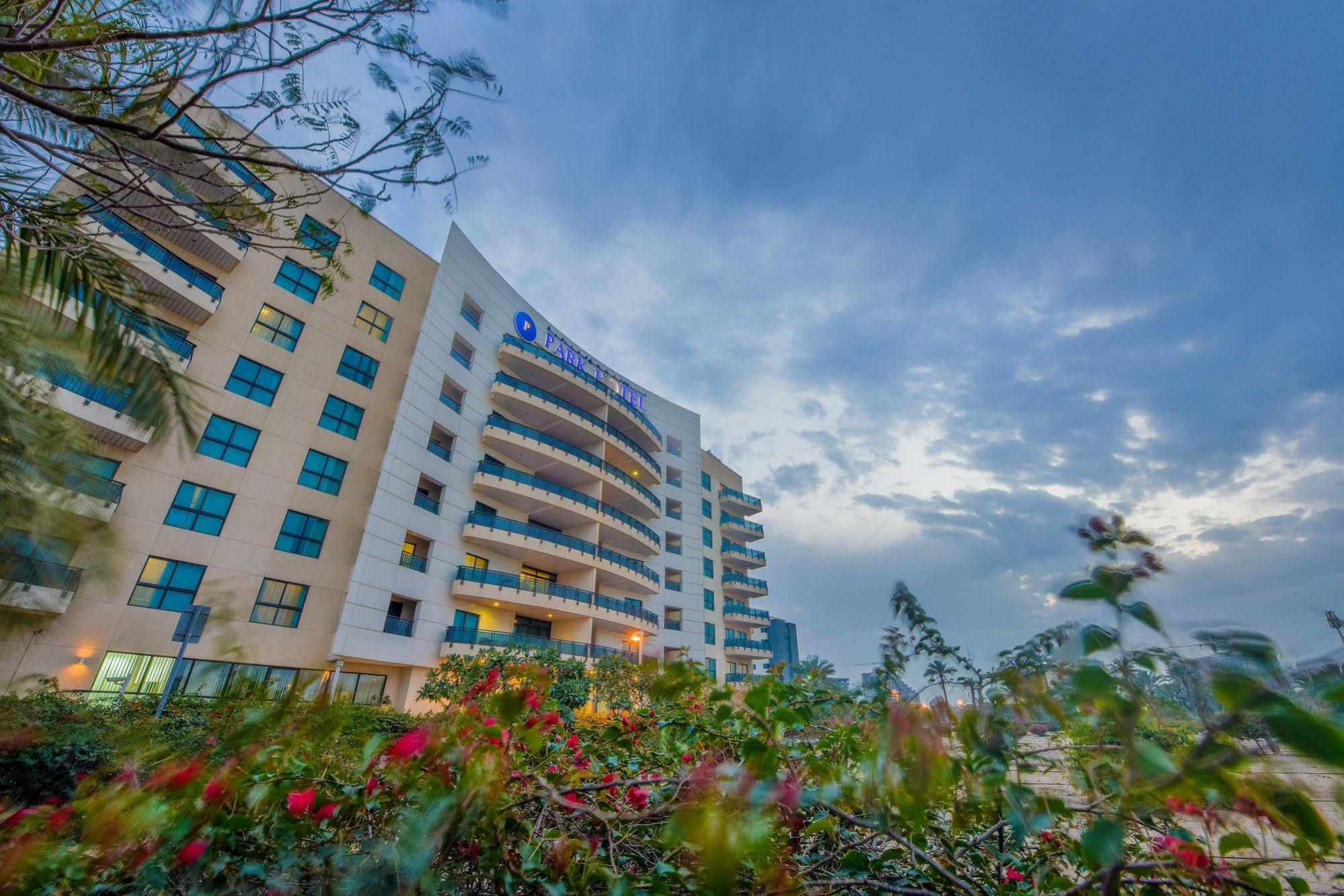 Park Dubai, An Edge By Rotana Dubai