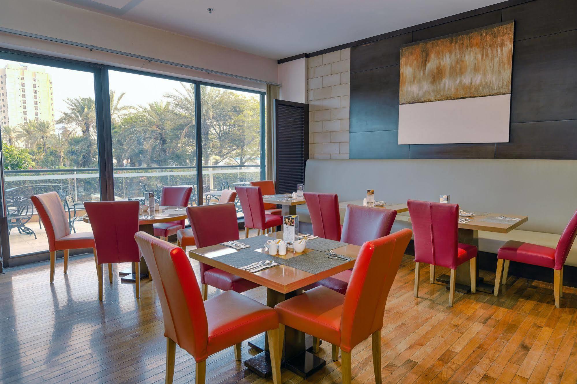 Aparthotel Park Dubai, An Edge By Rotana