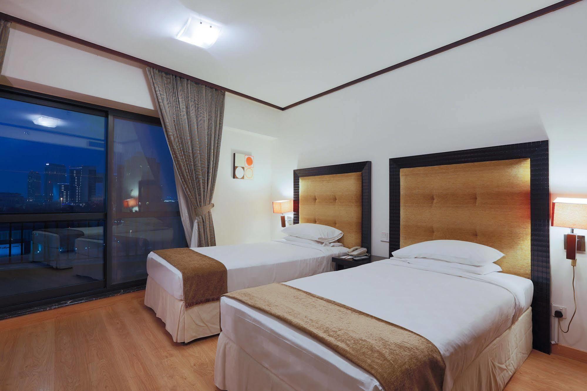 Park Dubai, An Edge By Rotana