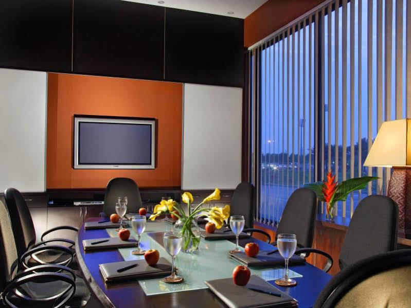 Park Dubai, An Edge By Rotana Aparthotel
