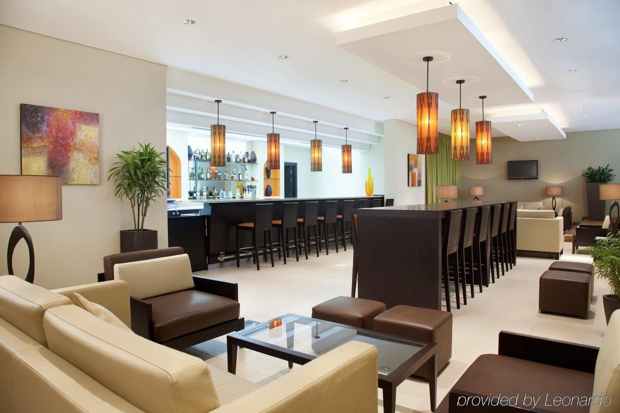 Hotel Express Safa Park By Ihg Dubai