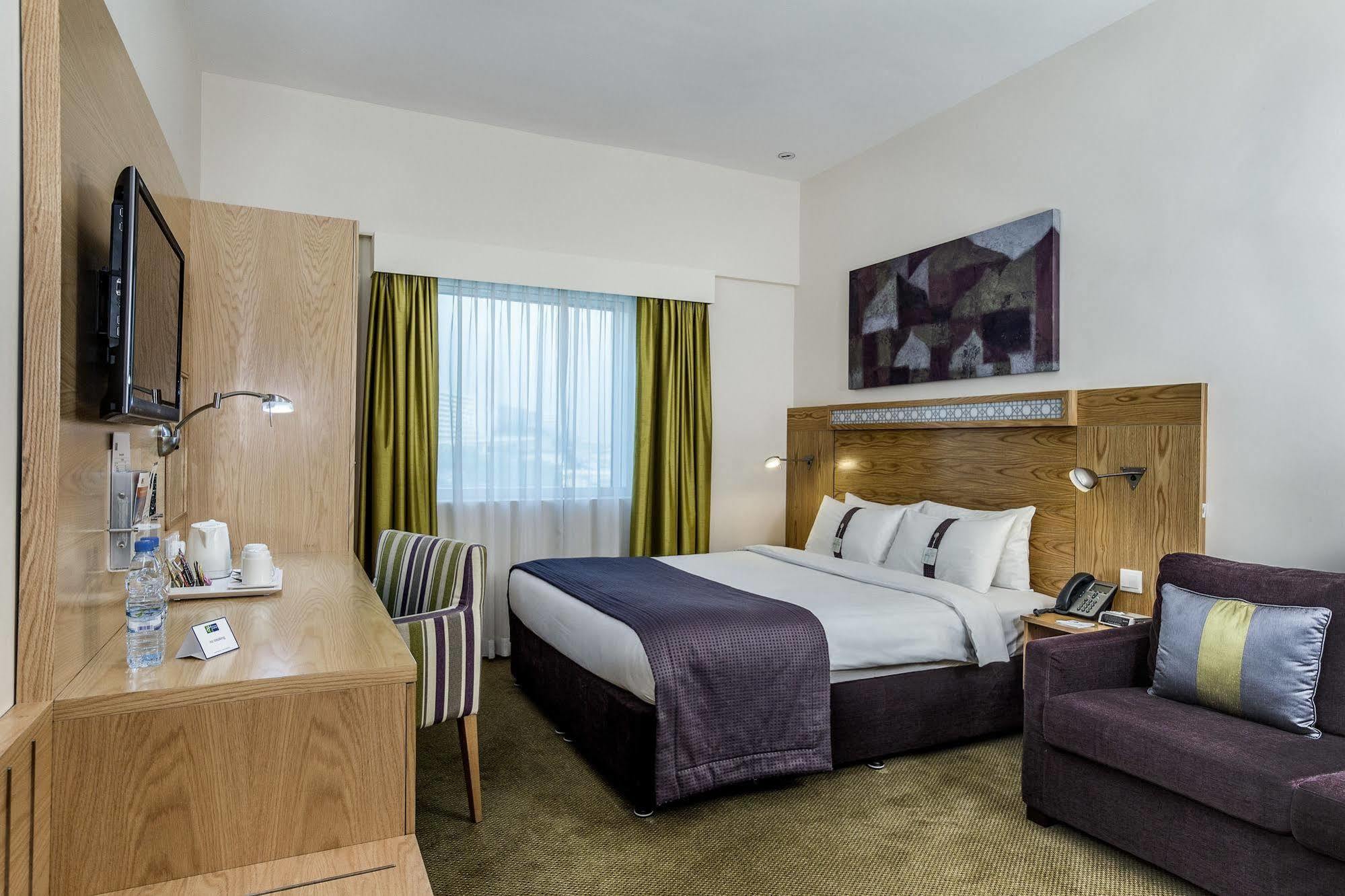 Express Safa Park By Ihg 3*