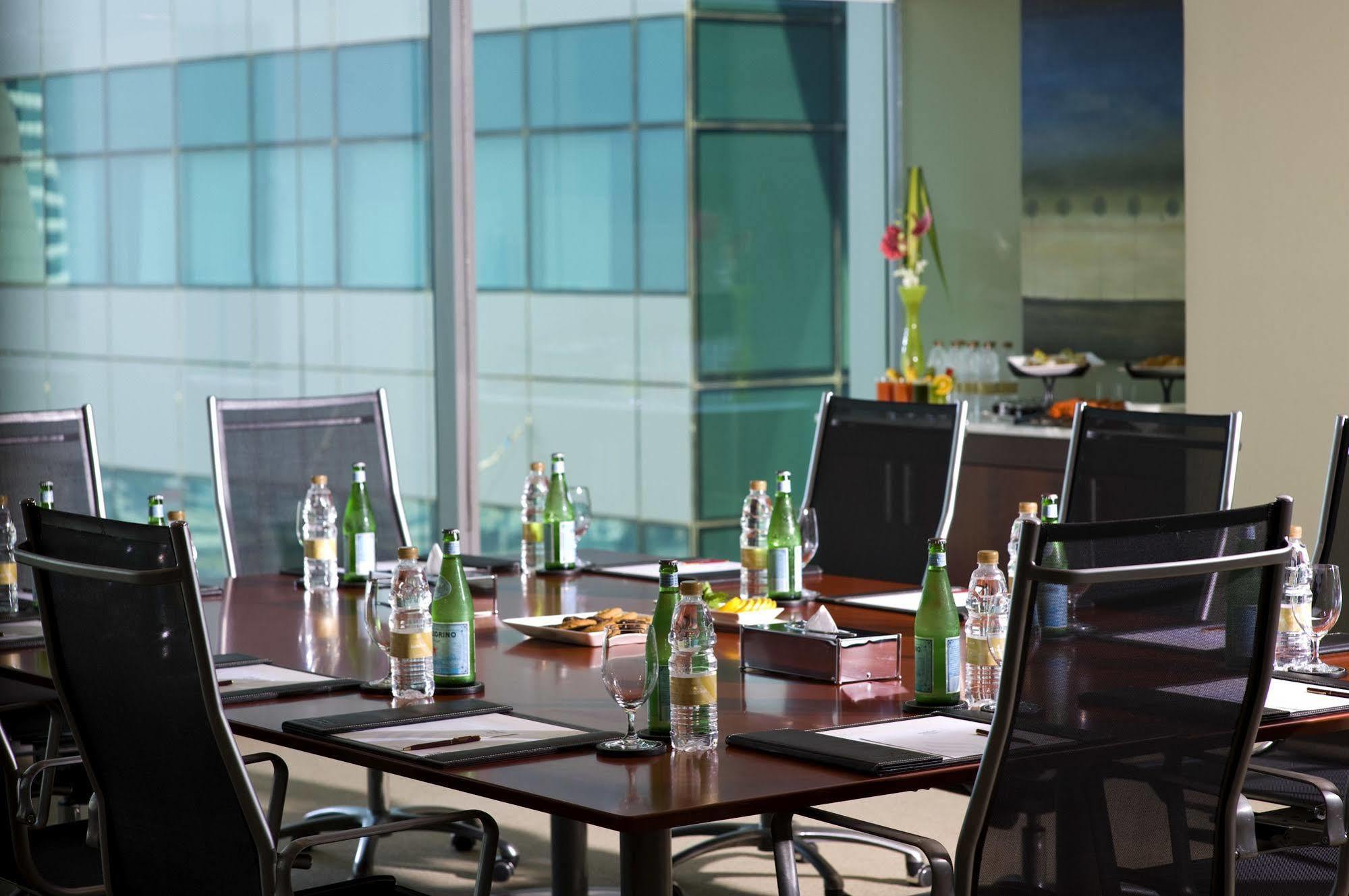 Aparthotel Jumeirah Living World Trade Centre 5*