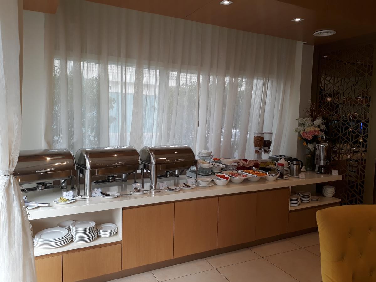 Hotel Royal Falcon Dubai