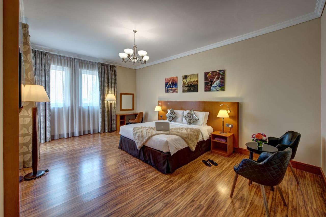 J5 Homes Barsha Gardens Villa *