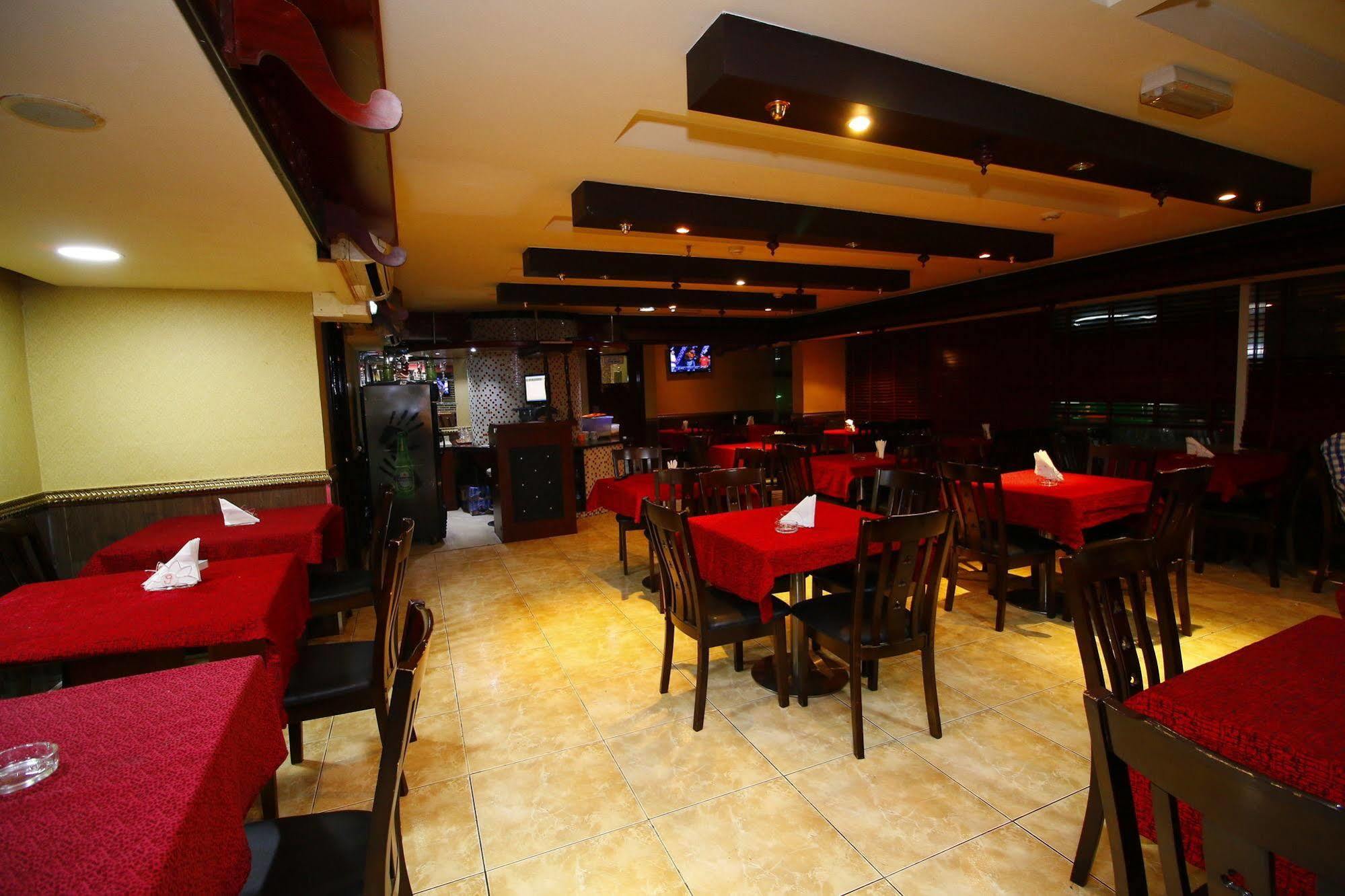 Hotel Royal Falcon Dubai