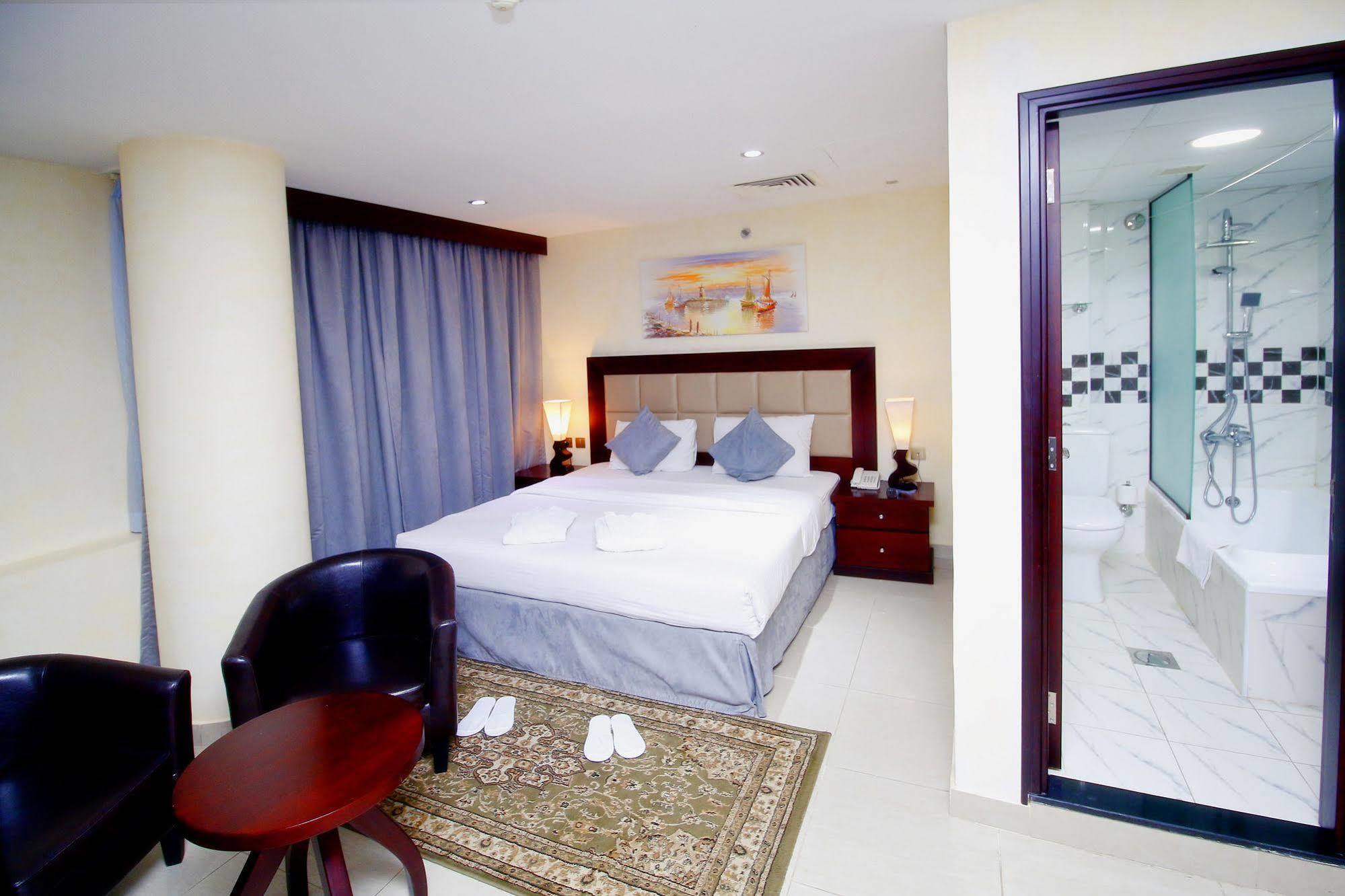 Royal Falcon Hotel Dubai