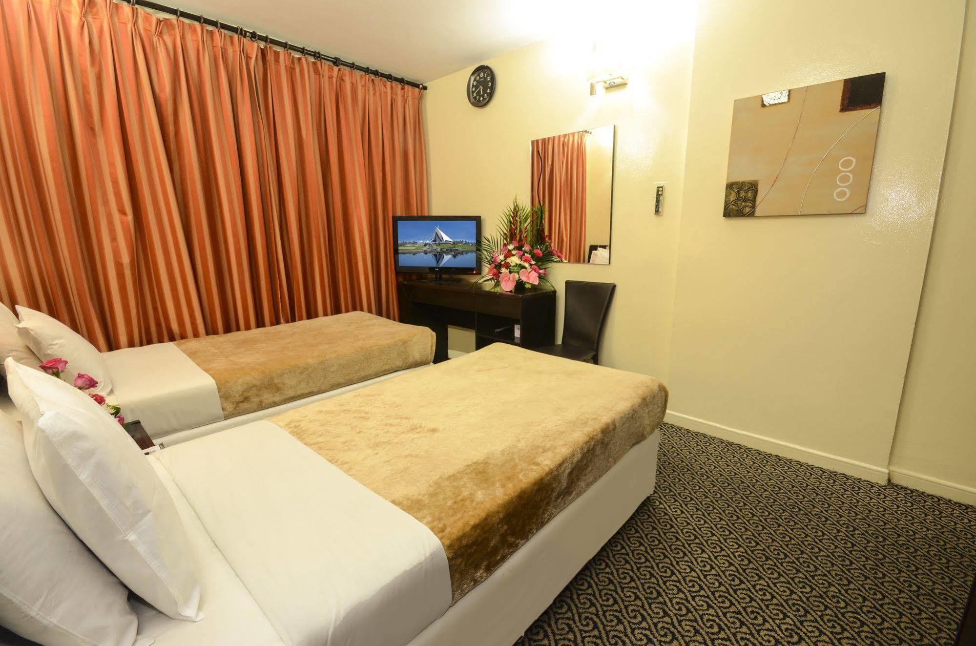 Royal Otel *