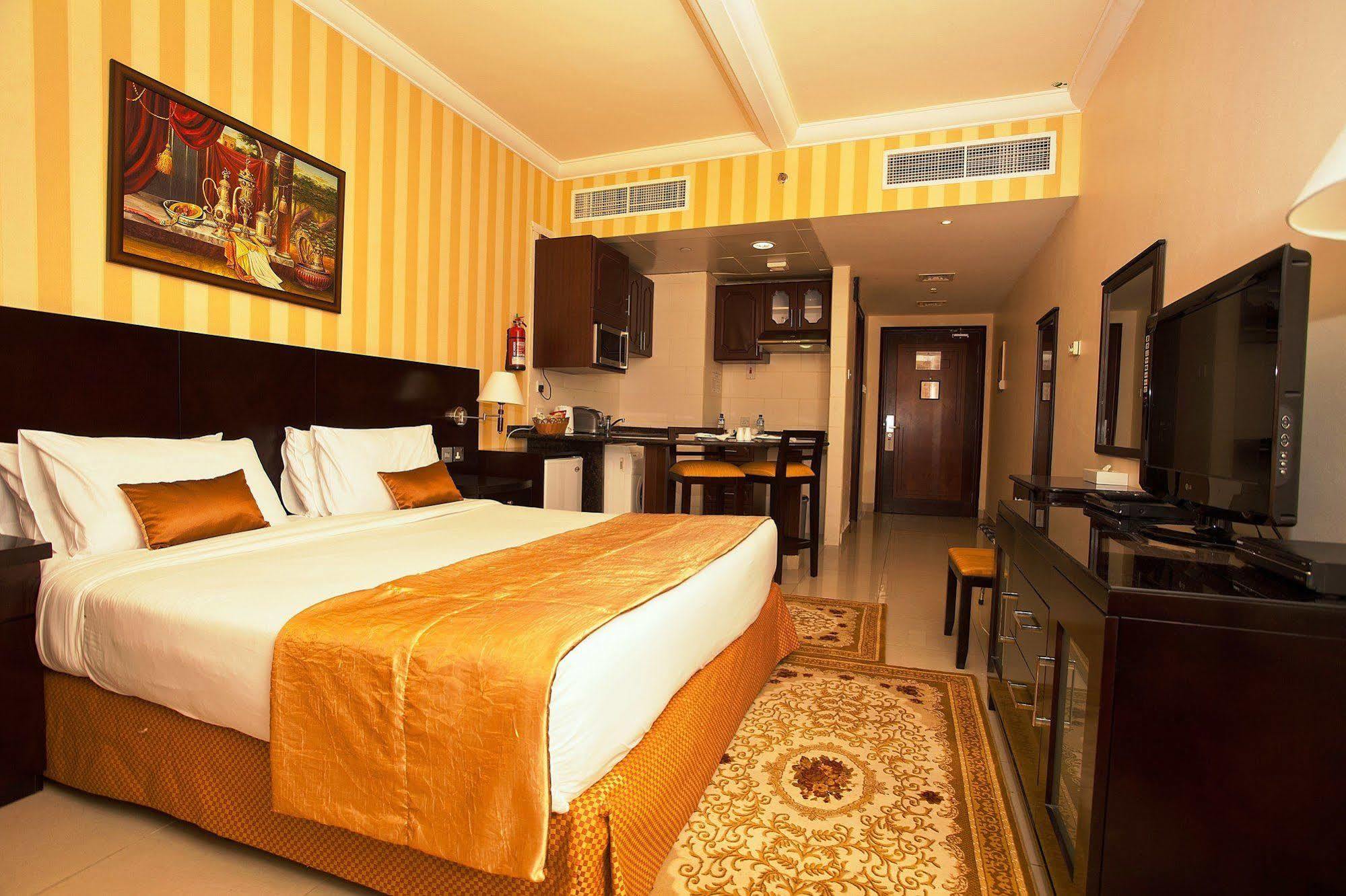 Al Mas Aparthotel 3*