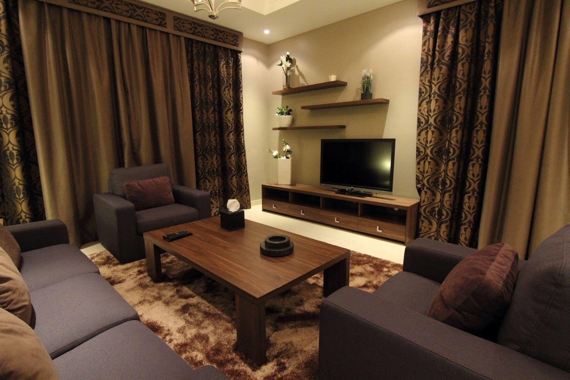 To 3* Dubai