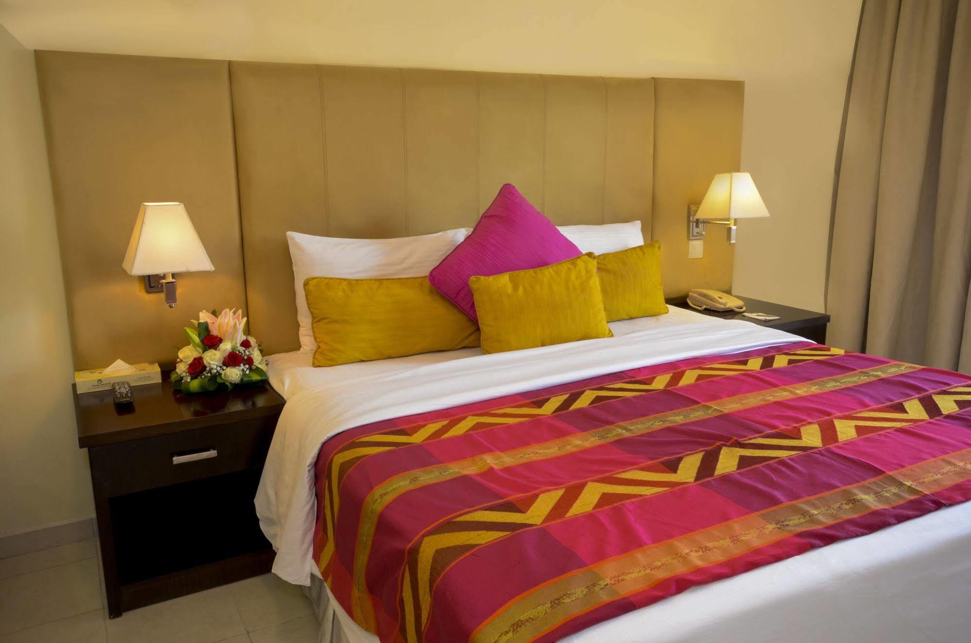 Grand Midwest Express Aparthotel Dubai