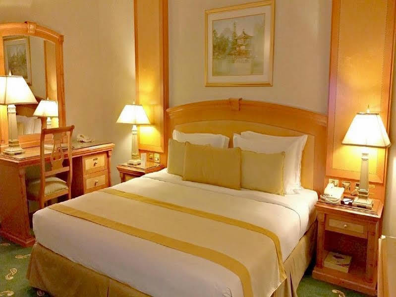 Otel Knight Castle 5*