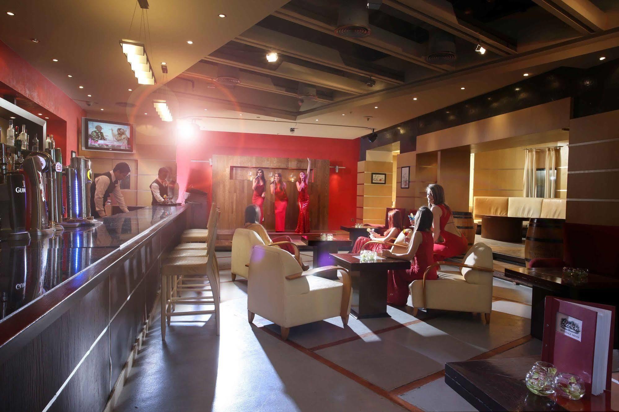 Knight Castle Otel Dubai