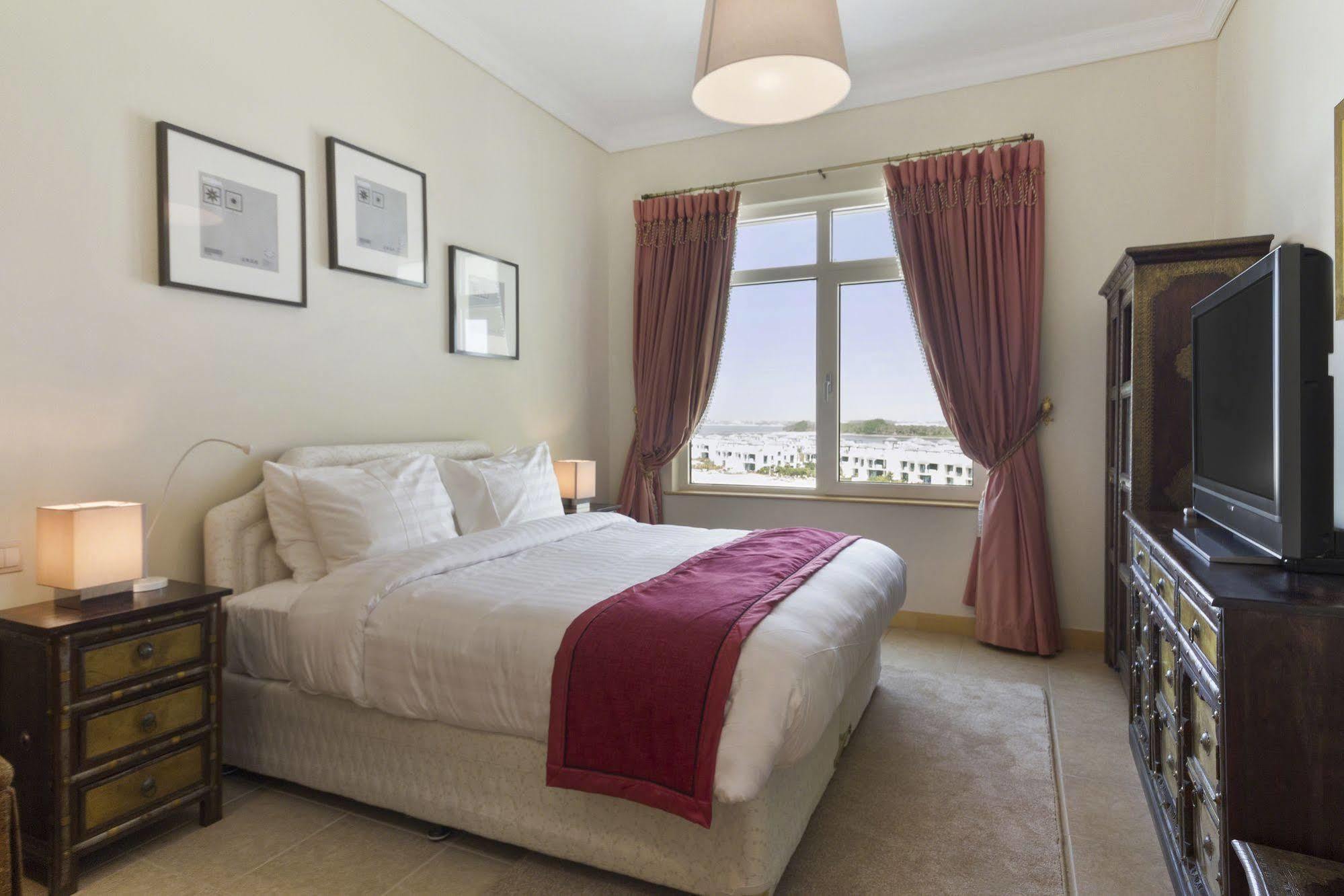 Shoreline Residences - Al Haseer Apartment