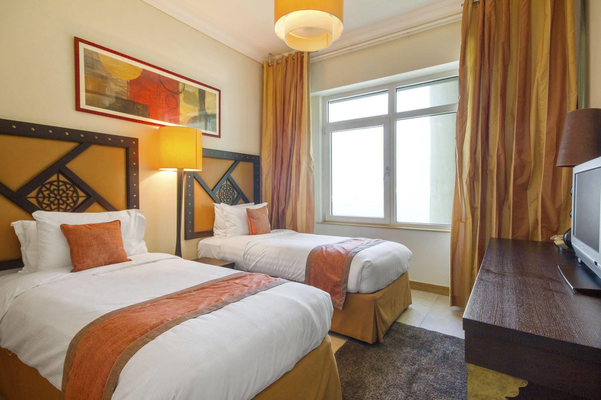 Apartment Shoreline Residences - Al Haseer *