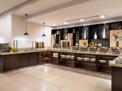 Express Dubai, Jumeirah By Ihg