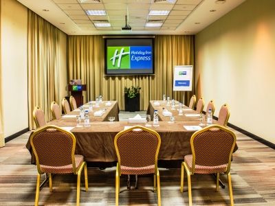 Express Dubai, Jumeirah By Ihg Dubai