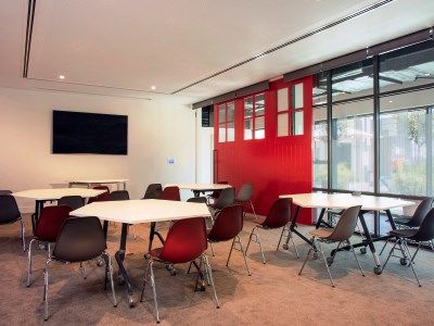 Rove Healthcare City Hotel 3*