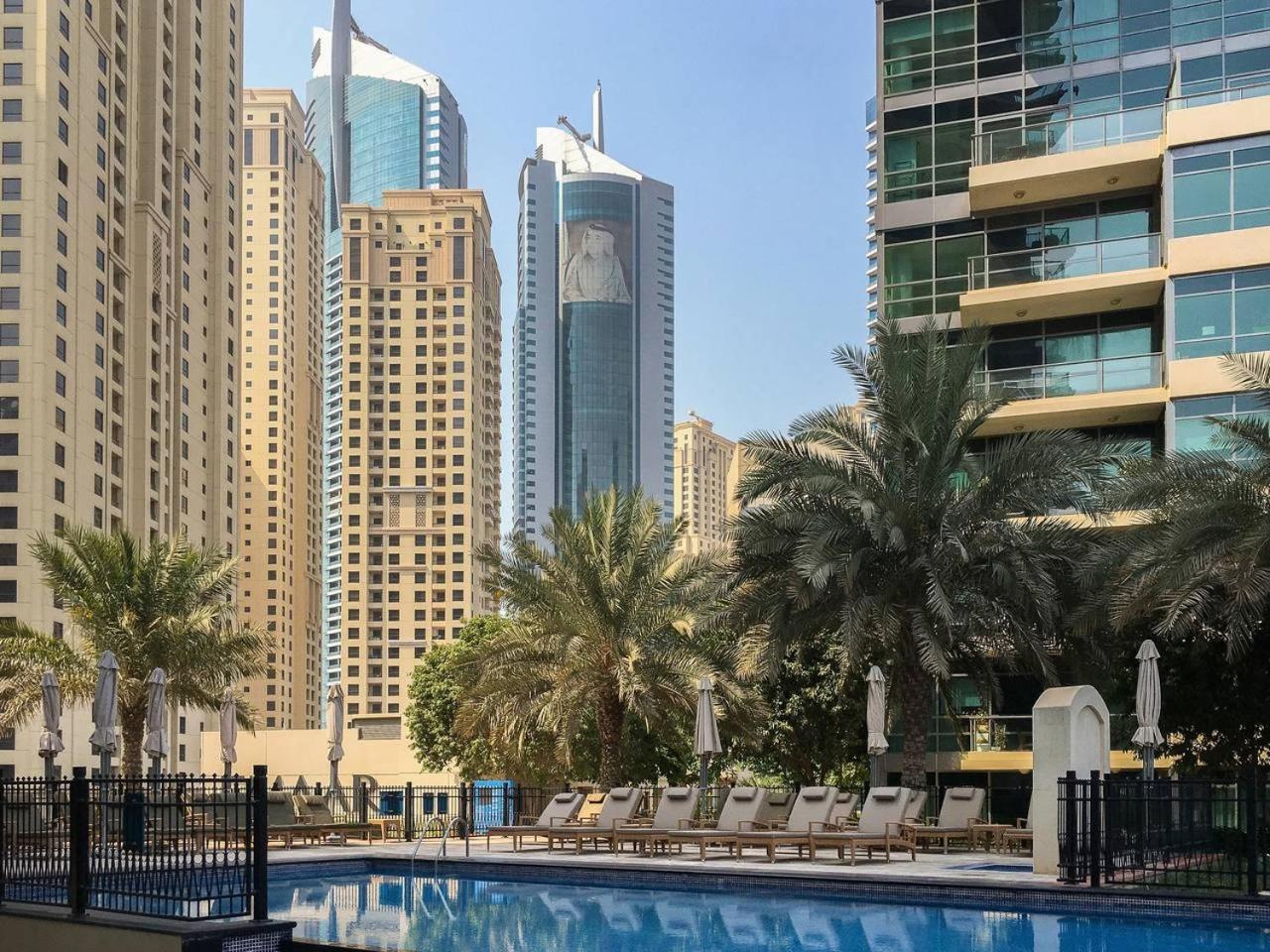 Frank Porter - Marina Quays Daire Dubai
