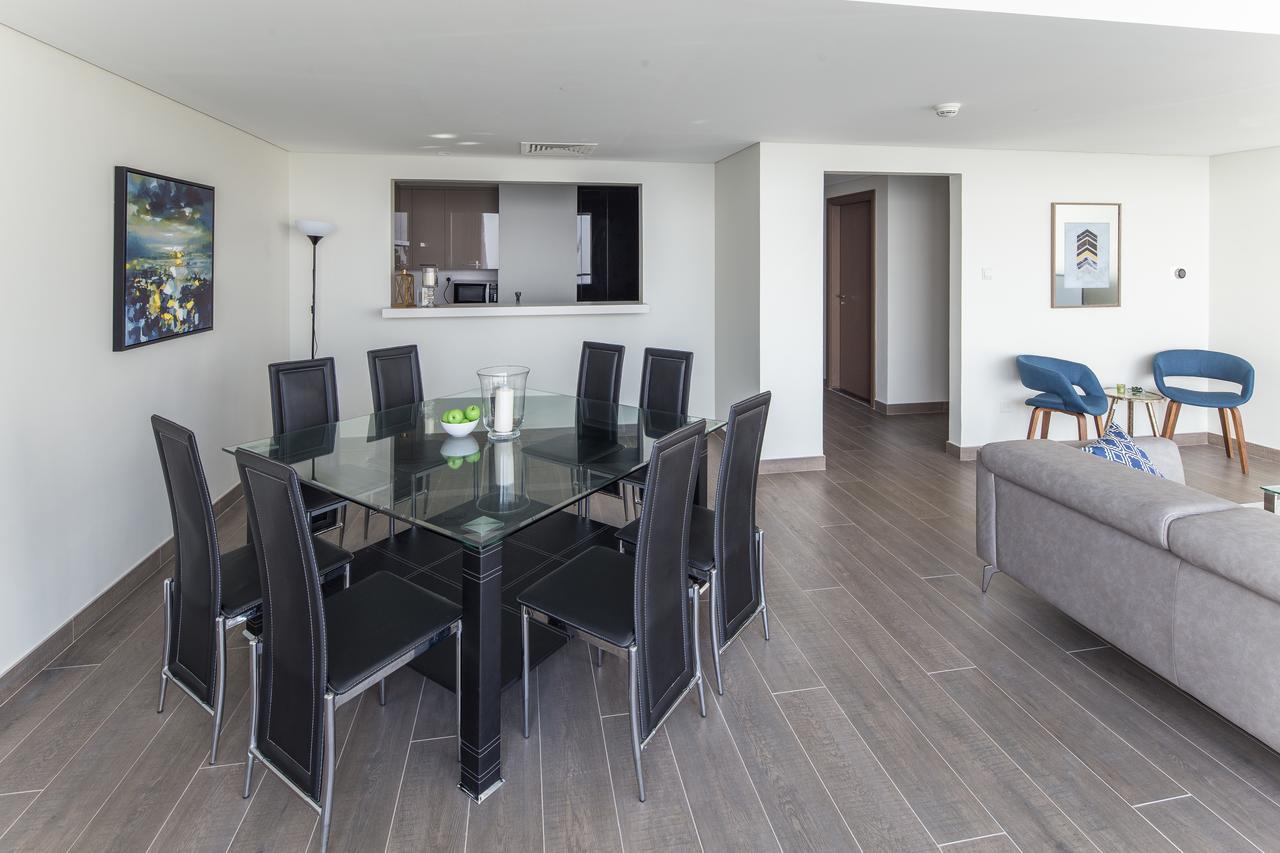 Frank Porter - Al Bateen Apartment Dubai