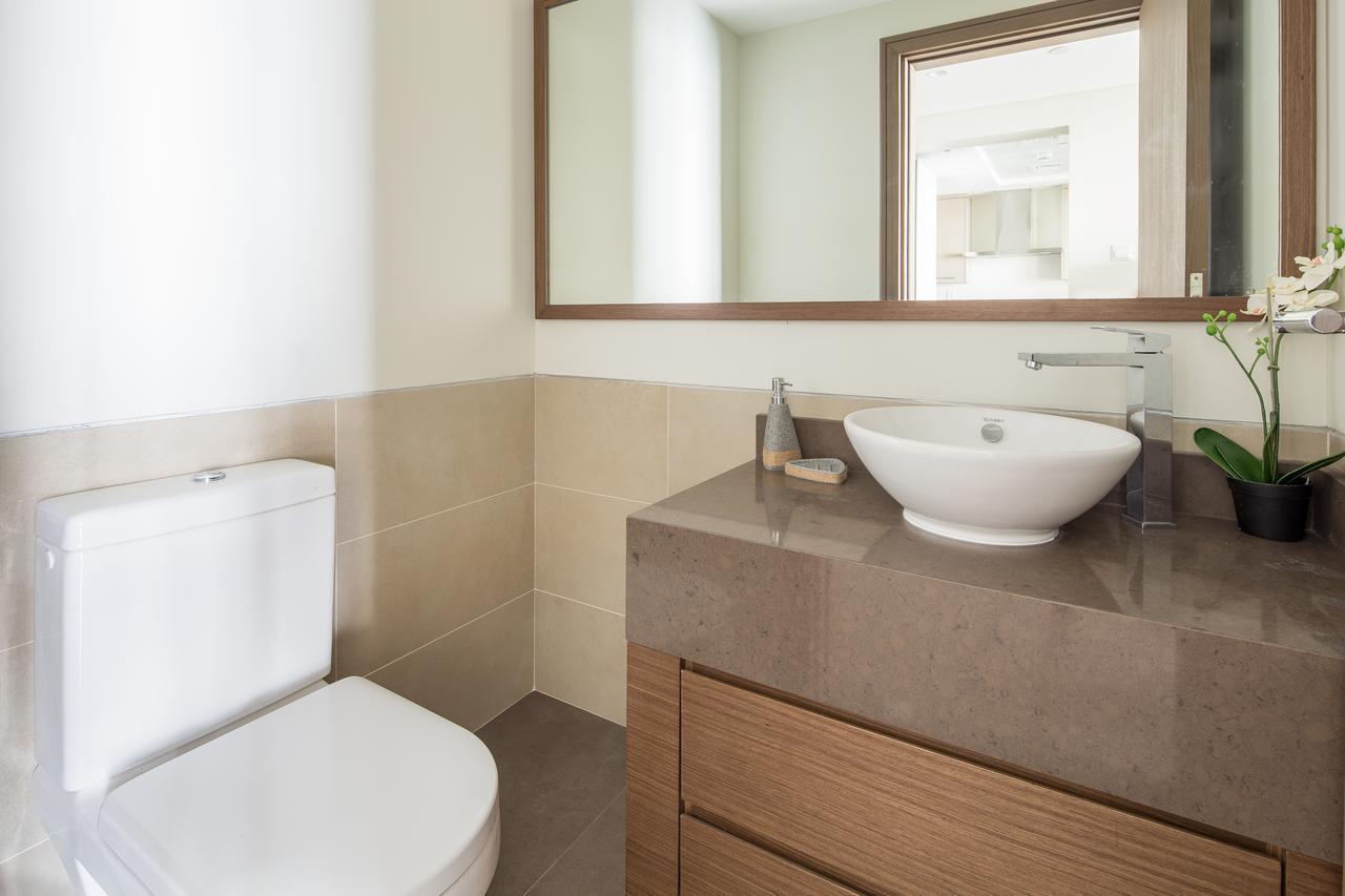 Frank Porter - Al Bateen Apartment Dubai