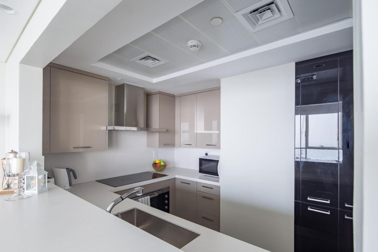 Apartment Frank Porter - Al Bateen *