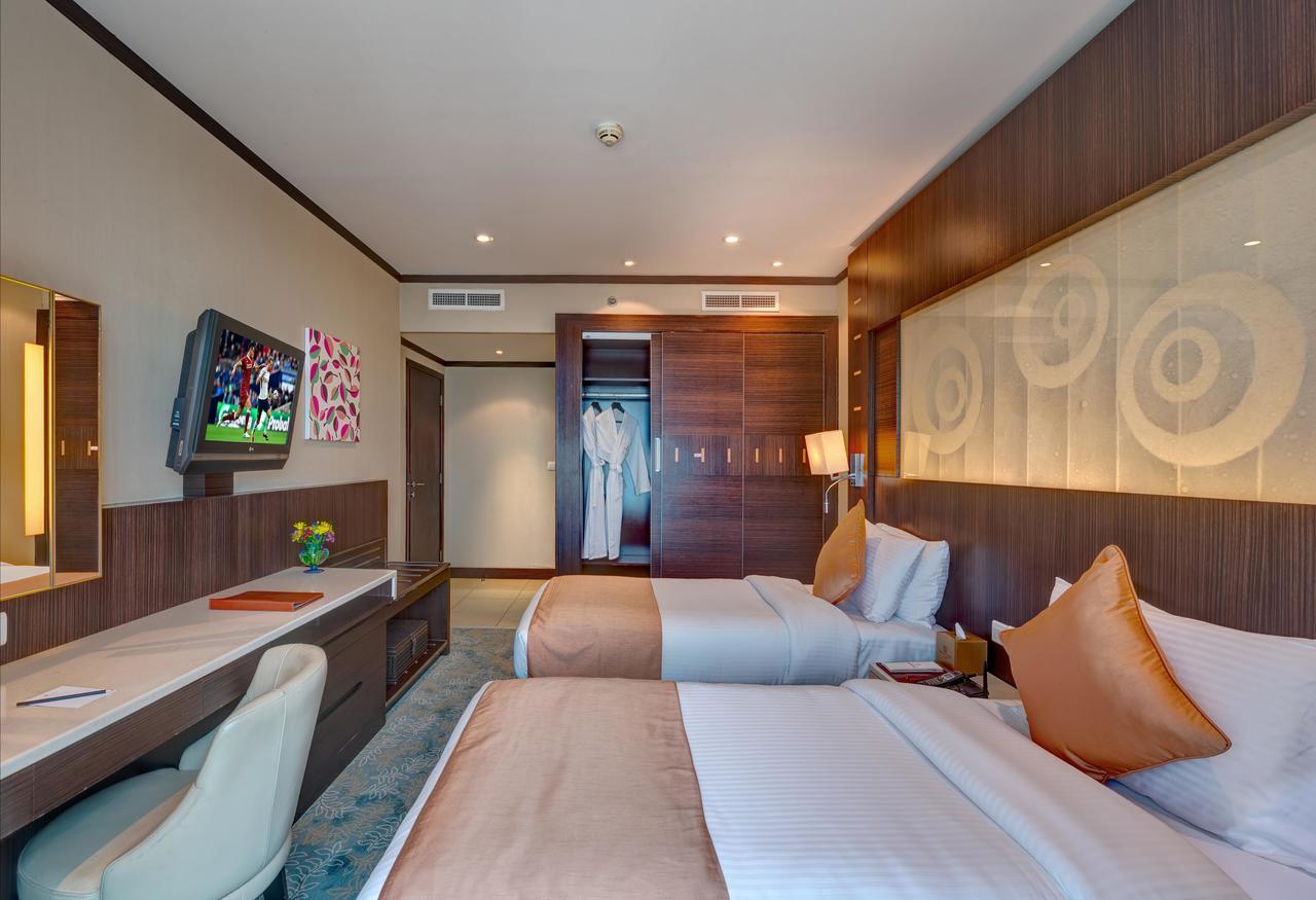 By Marriott Sheikh Zayed Road,