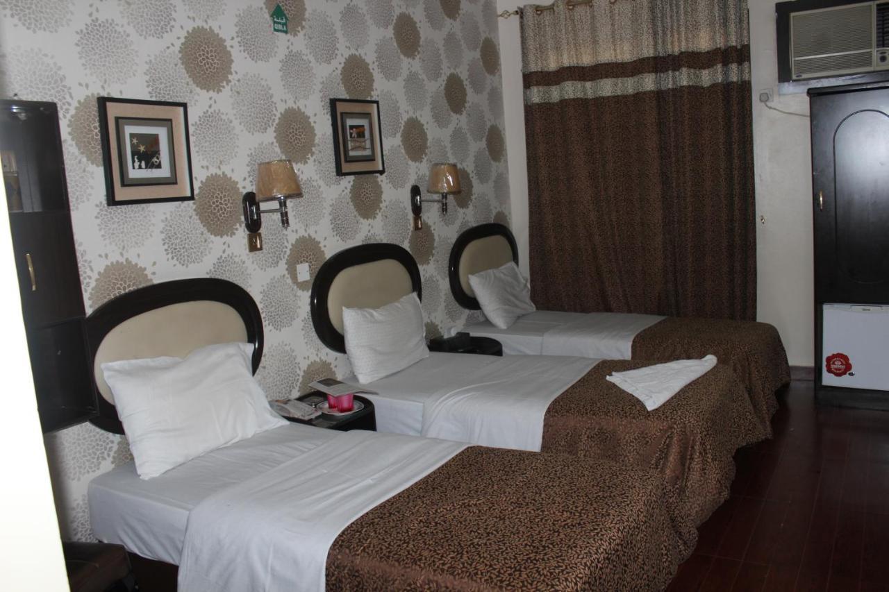 Hotel Grand Sina *
