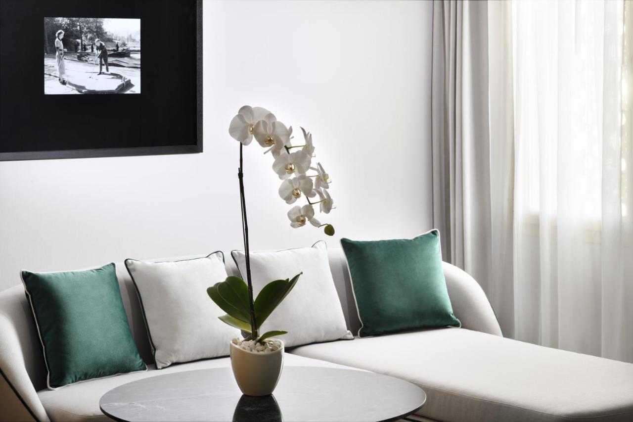 Address Montgomerie