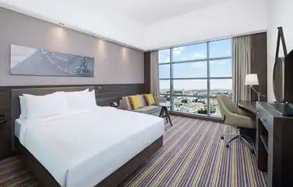 Otel Hampton By Hilton Airport Dubai