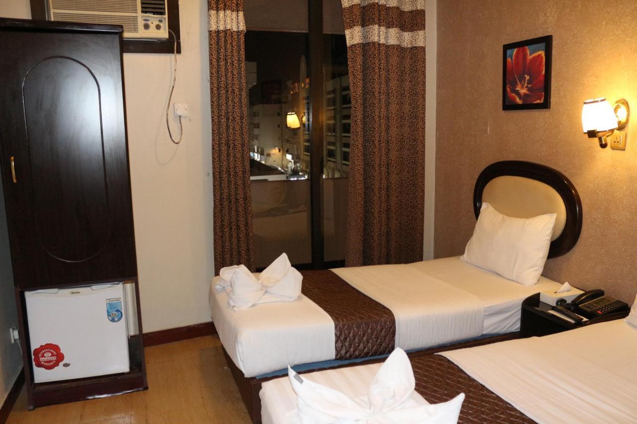 Hotel Grand Sina