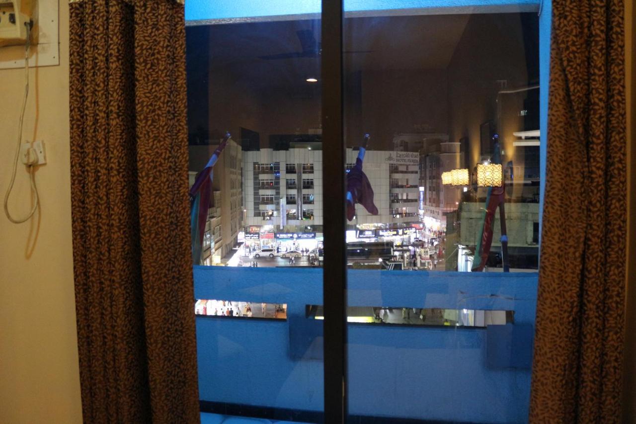 Hotel Grand Sina *