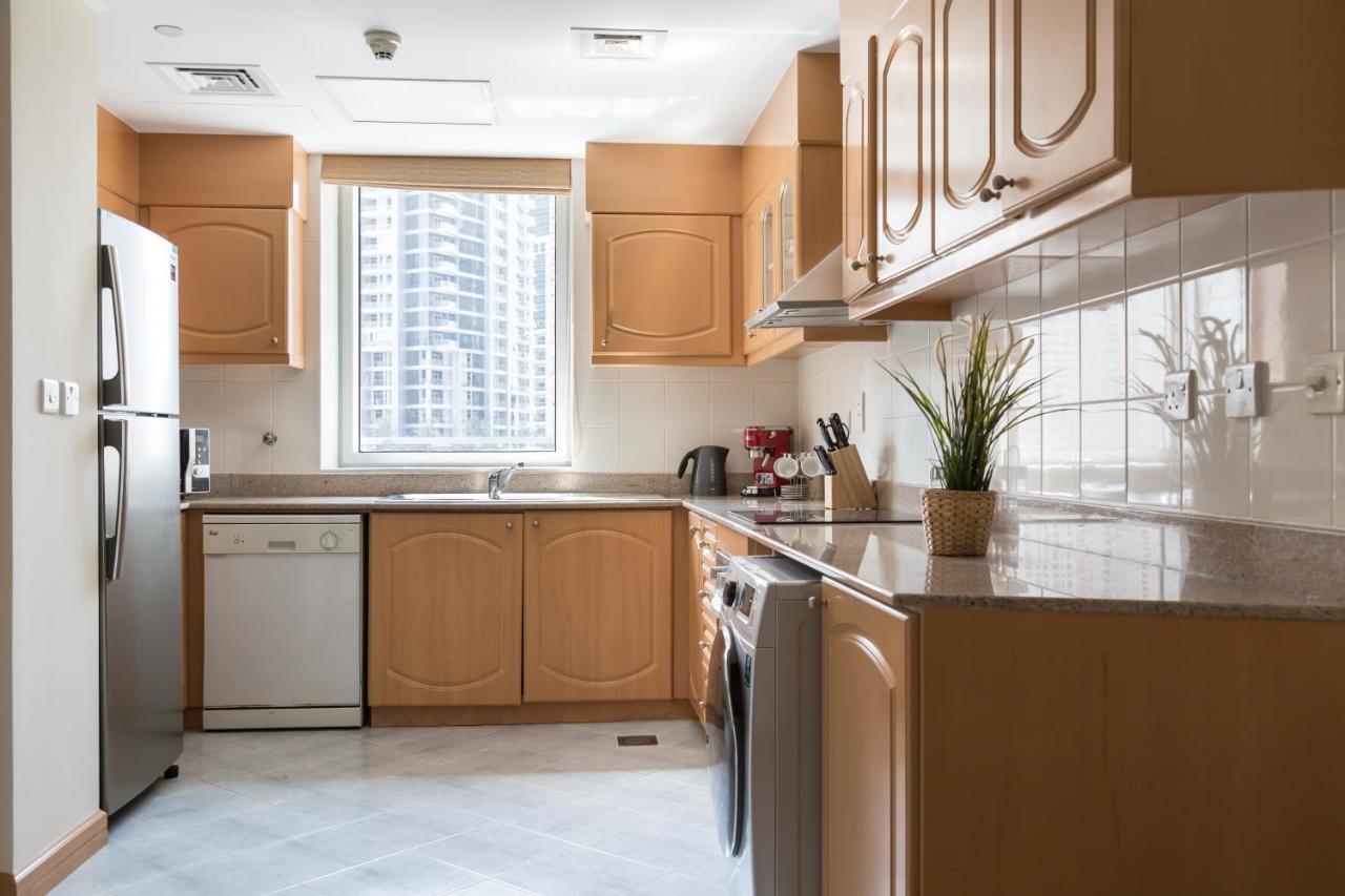 Apartment Higuests - Marina Terrace Dubai