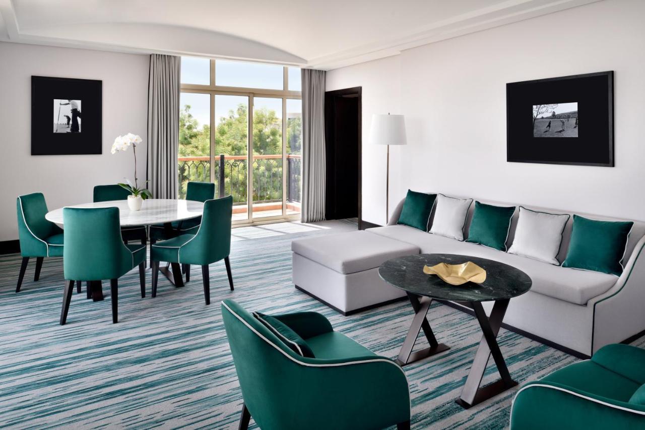 Address Montgomerie 5*