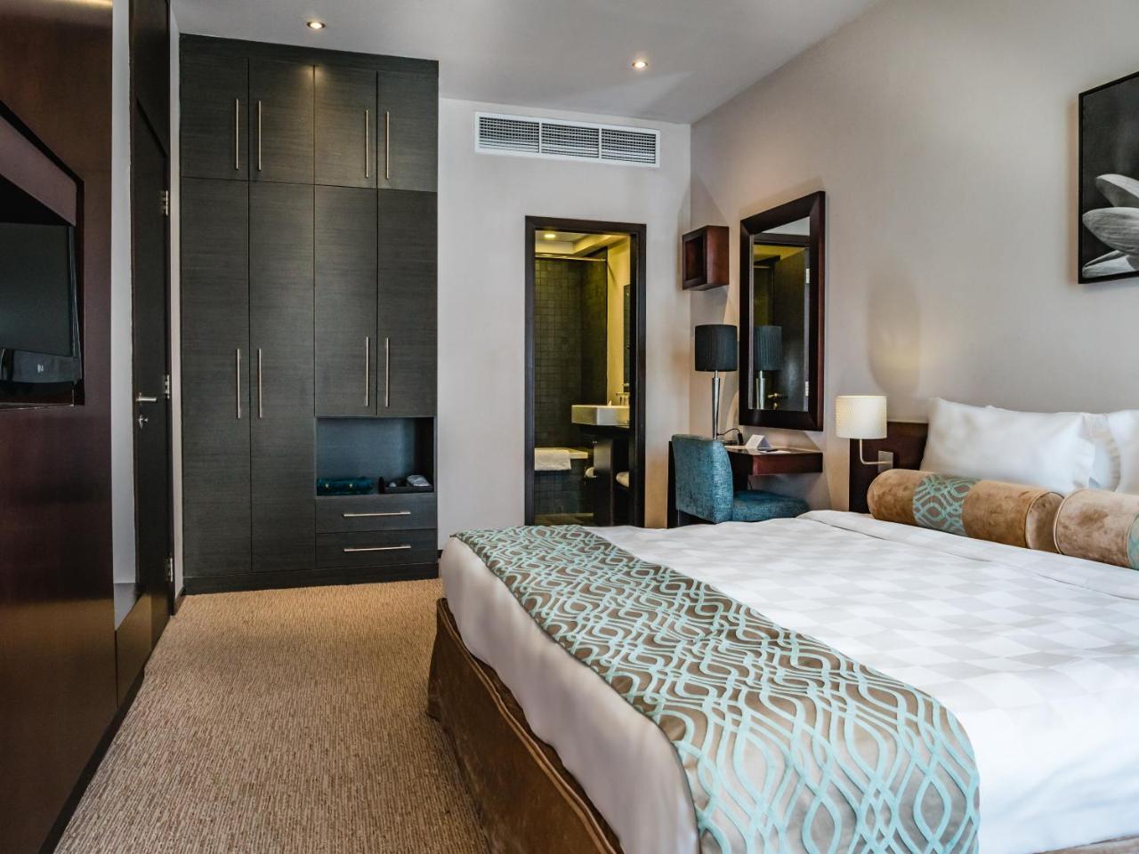 Signature And Apart Otel 4*
