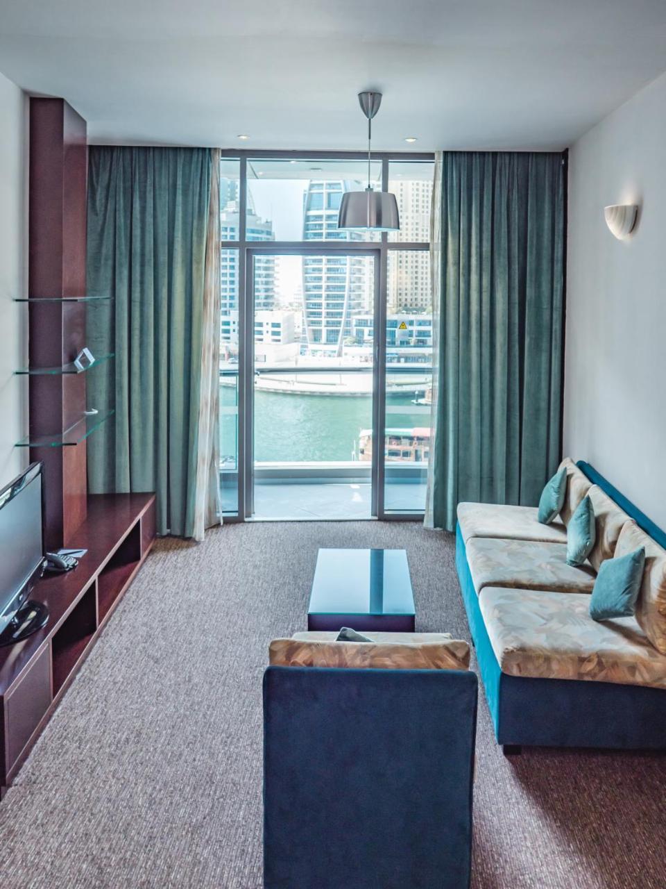 Signature And Apart Otel Dubai